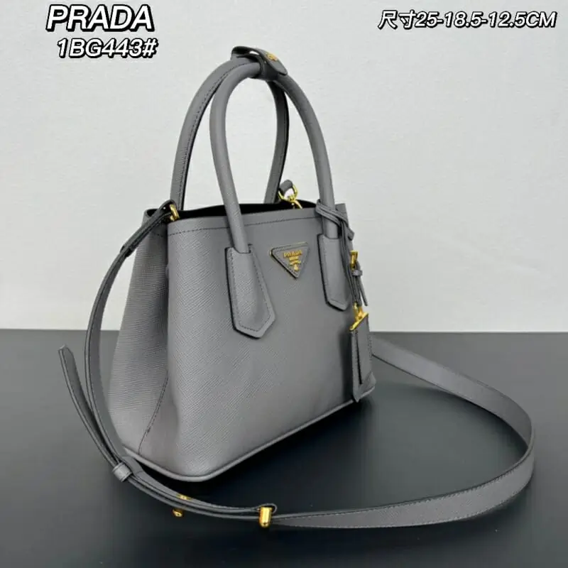 prada aaa qualite sac a main  pour femme s_122a6531